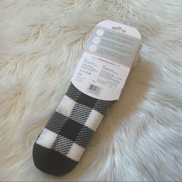 Pudus Lifestyle Co. Slipper Socks - NWT - Picture 5 of 8